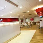 Travelodge Mitchell Lane בריסטול
