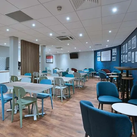 Travelodge Mitchell Lane Hotel