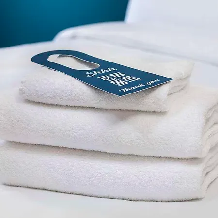 Travelodge Mitchell Lane ホテル
