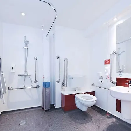 ホテル Travelodge Mitchell Lane 3*
