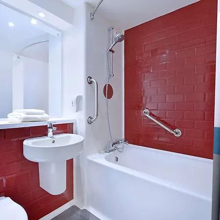 ホテル Travelodge Mitchell Lane 3*