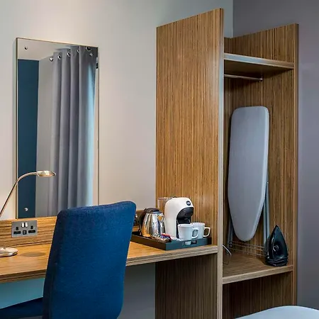 Hotel Travelodge Mitchell Lane 3*