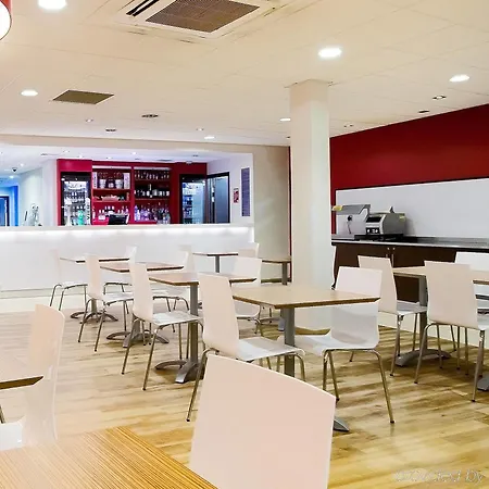 Hotel Travelodge Mitchell Lane Bristol