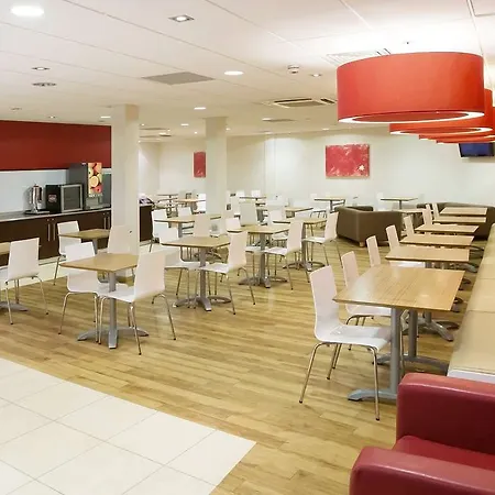 Travelodge Mitchell Lane 3* Bristol