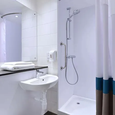 Travelodge Mitchell Lane Hotel