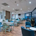 Travelodge Mitchell Lane Hotel