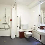 Travelodge Mitchell Lane 3*