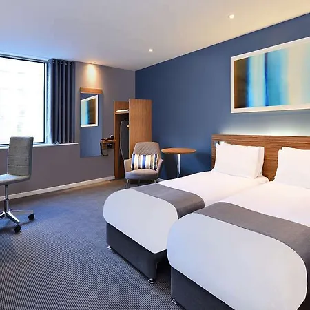 Travelodge Mitchell Lane